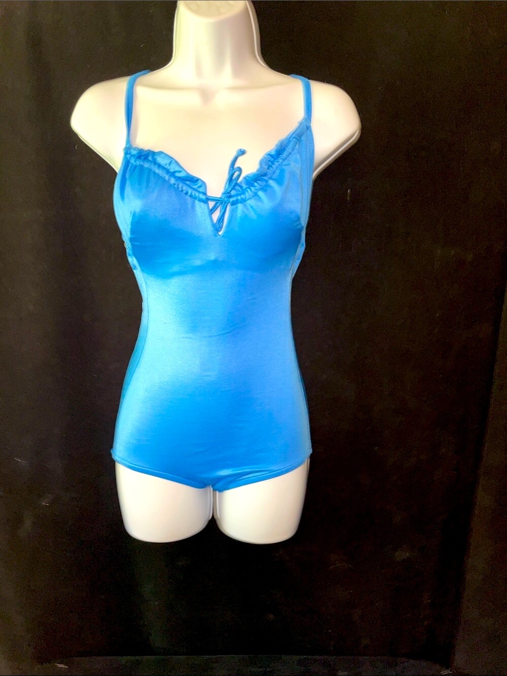 Women's EUC 1-Piece Authentic VINTAGE MADE IN USA Swimsuit with Tie Front - Picture 2 of 8